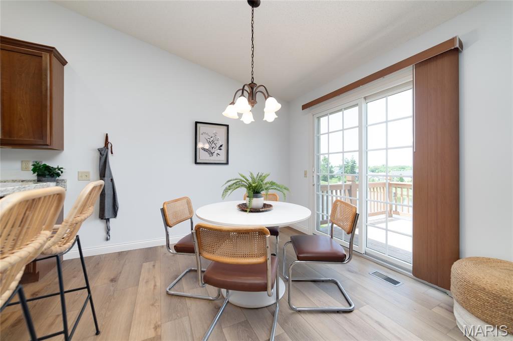 610 Falconcrest Drive