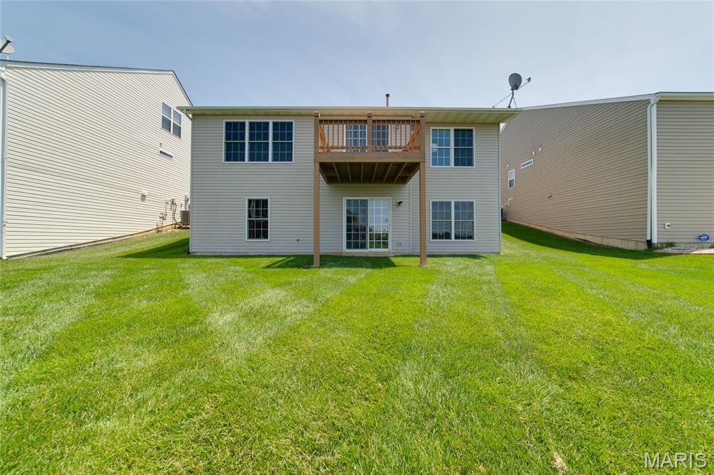 610 Falconcrest Drive