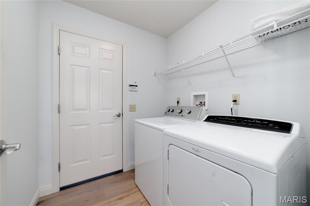 610 Falconcrest Drive