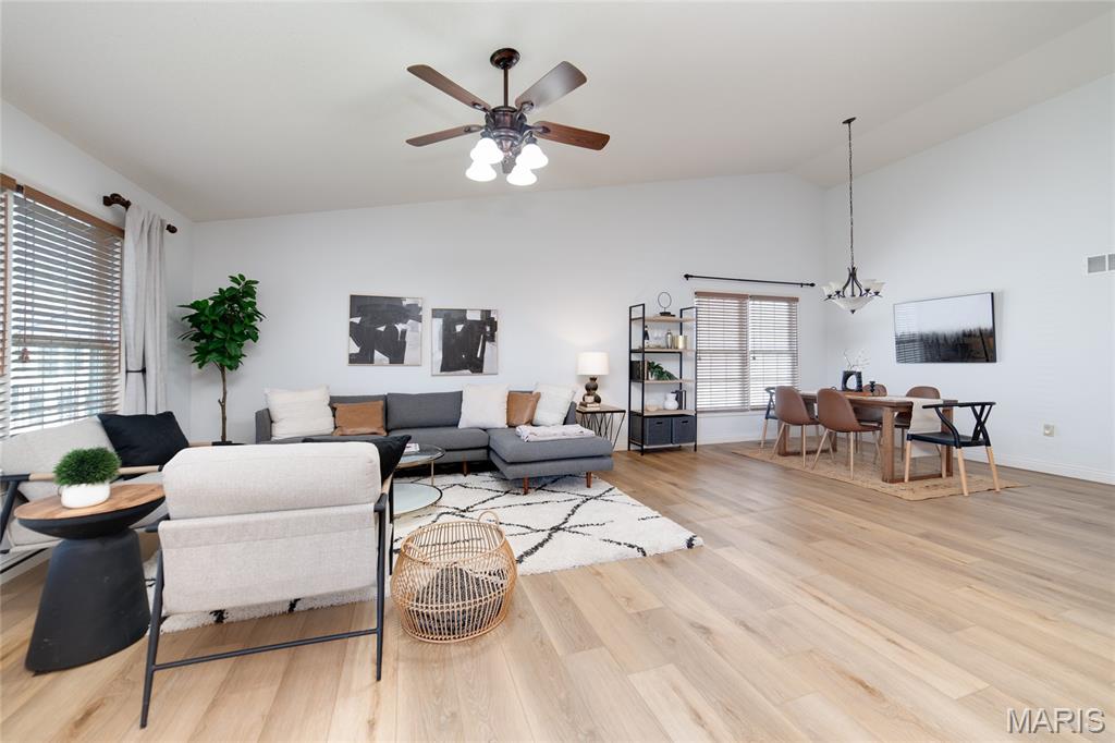 610 Falconcrest Drive