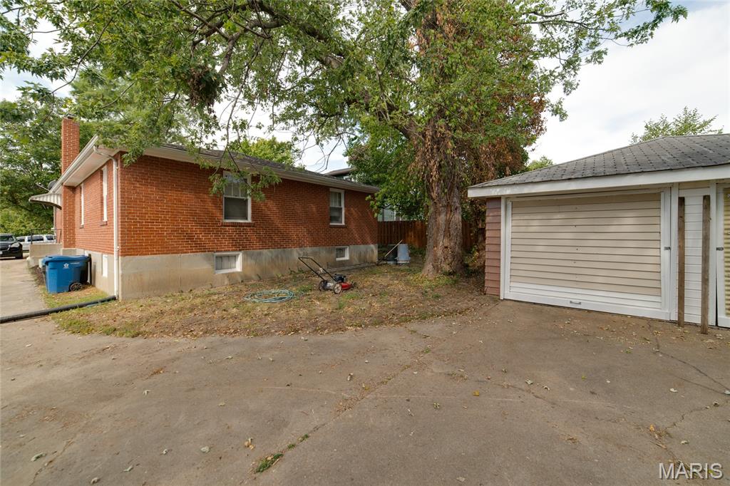 12-14 N Maple Avenue