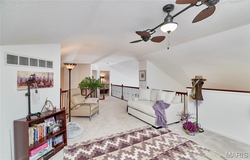 328 Seahawk Drive