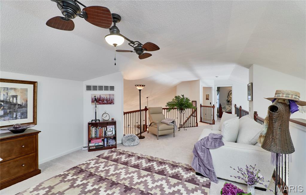 328 Seahawk Drive