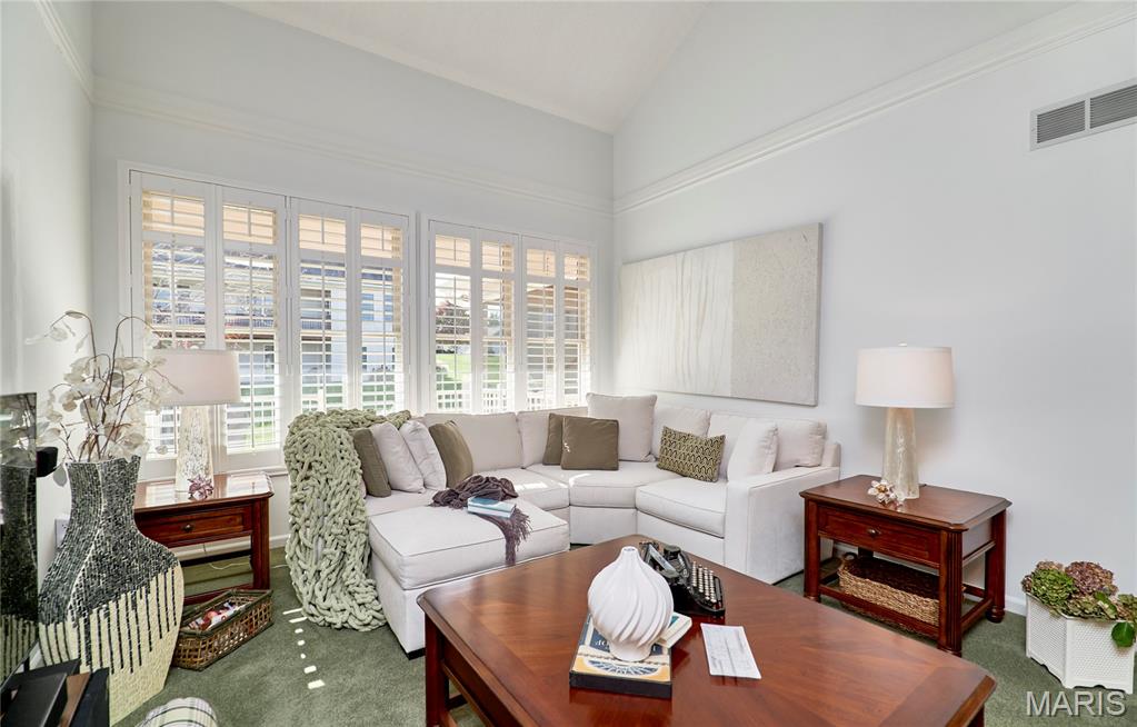 328 Seahawk Drive