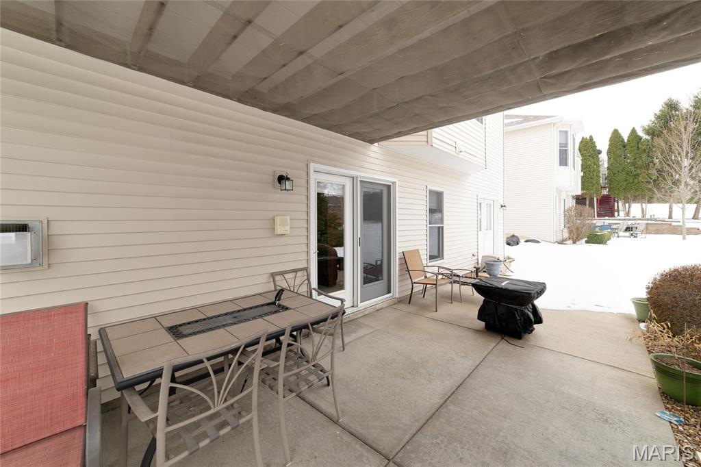 644 Falconcrest Drive