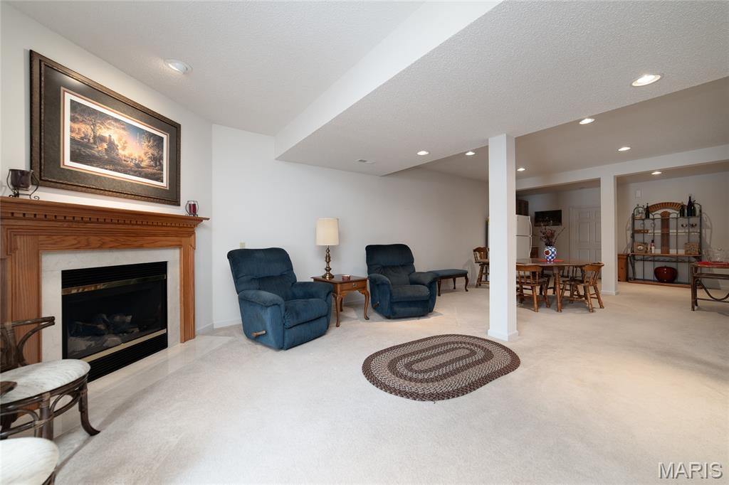 644 Falconcrest Drive