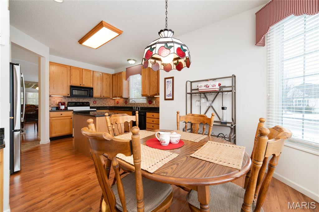 644 Falconcrest Drive