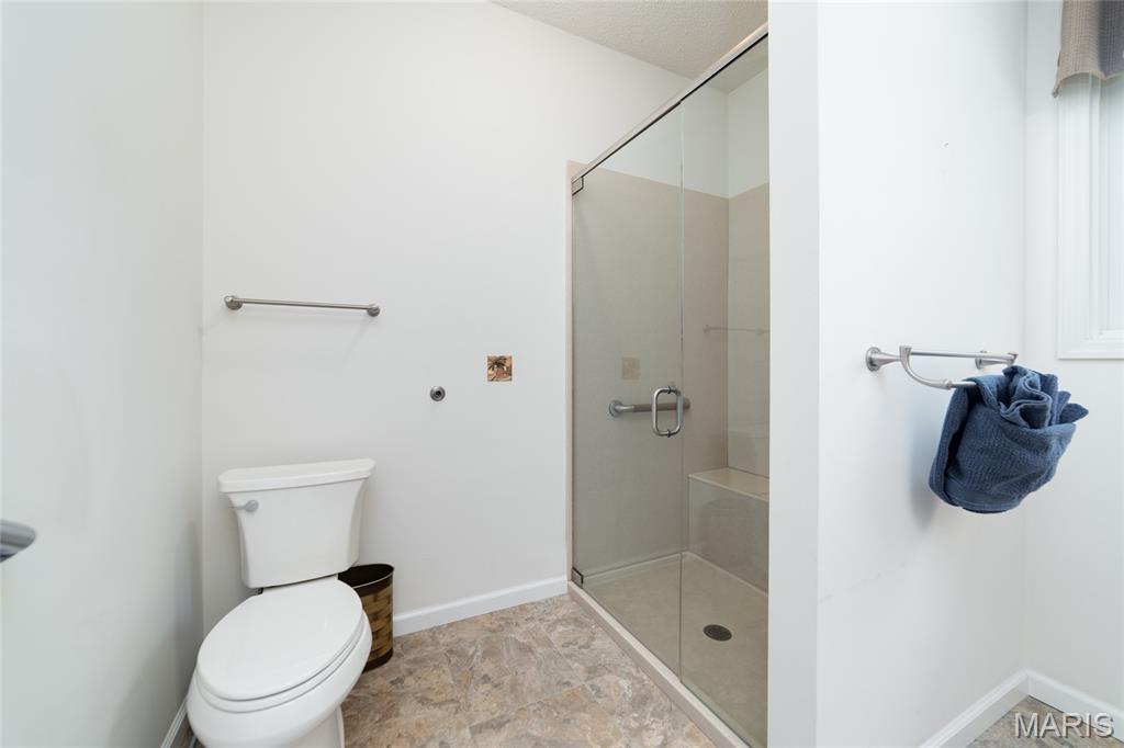 644 Falconcrest Drive