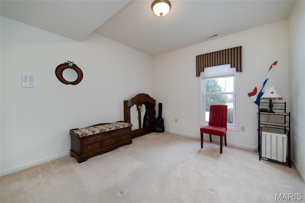 644 Falconcrest Drive