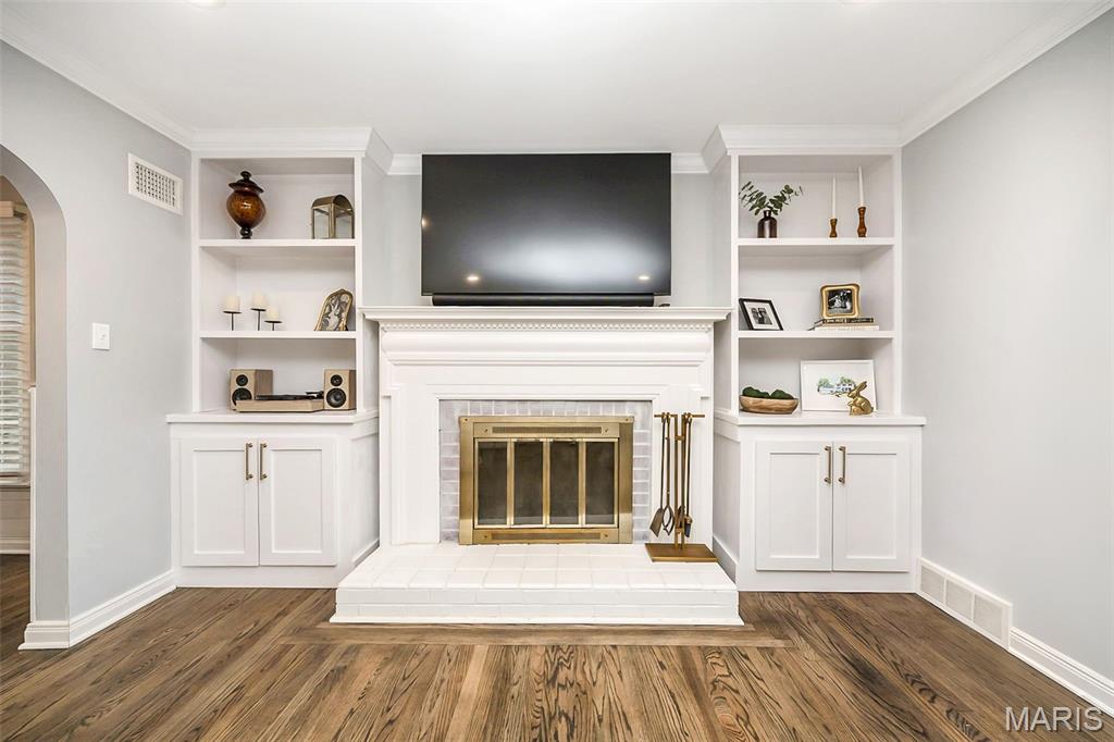 815 Brookside Drive