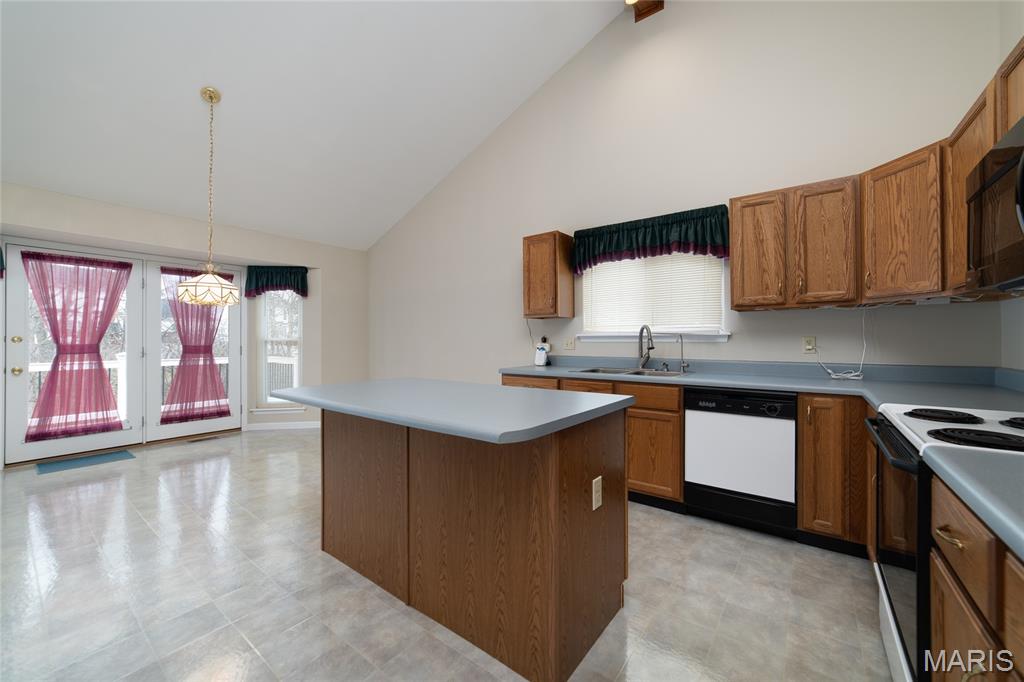 513 Crown Passage Drive