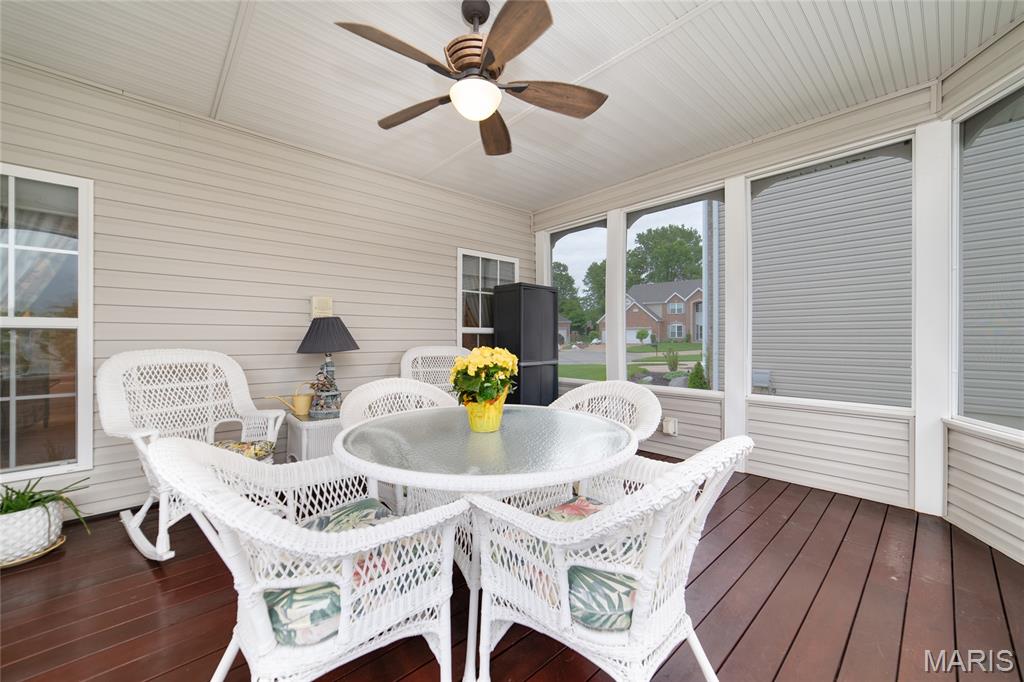 1156 Hollow Valley Court