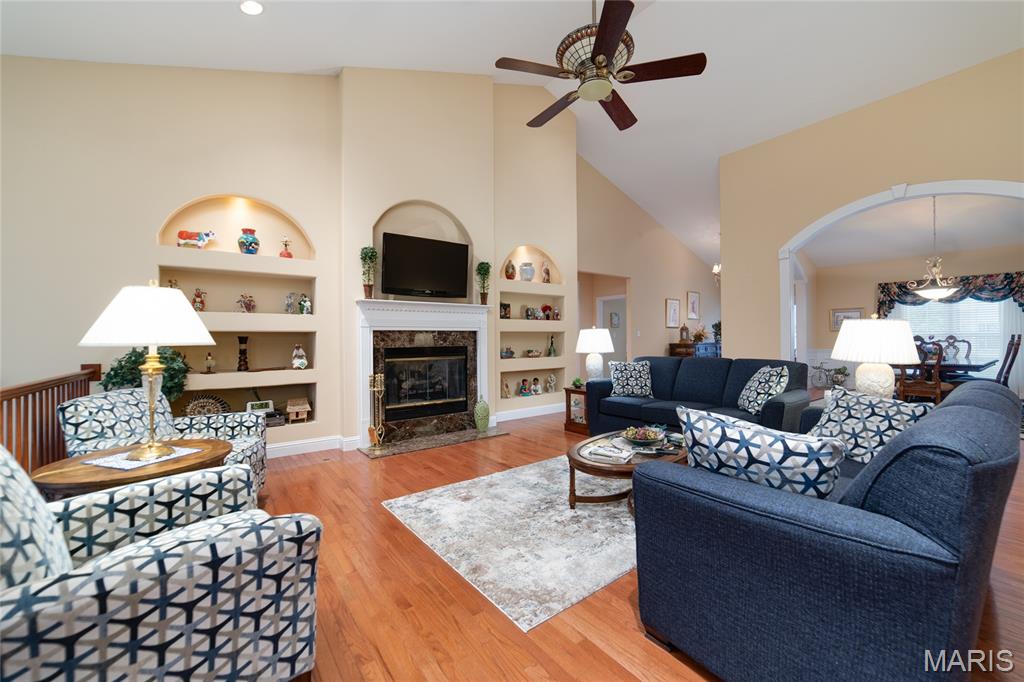 1156 Hollow Valley Court