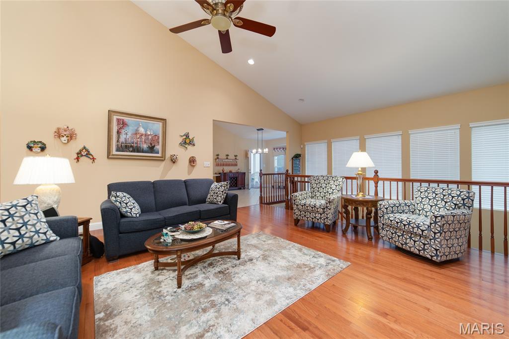 1156 Hollow Valley Court