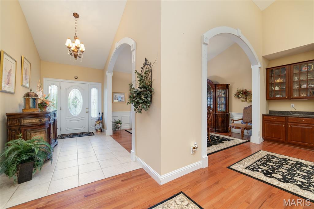 1156 Hollow Valley Court