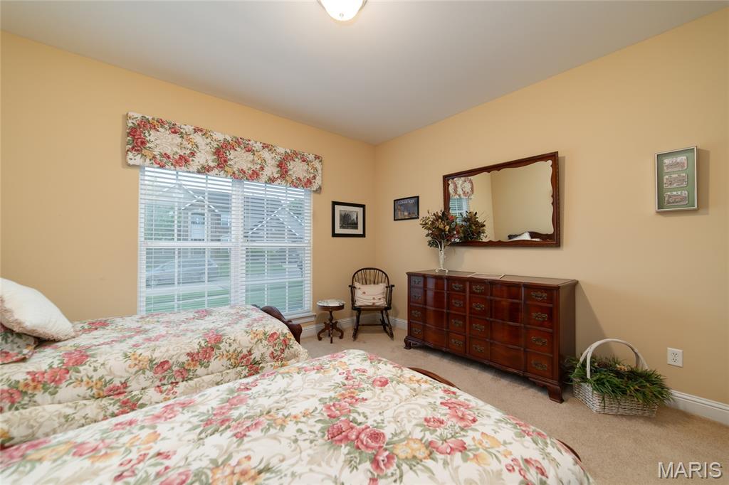 1156 Hollow Valley Court