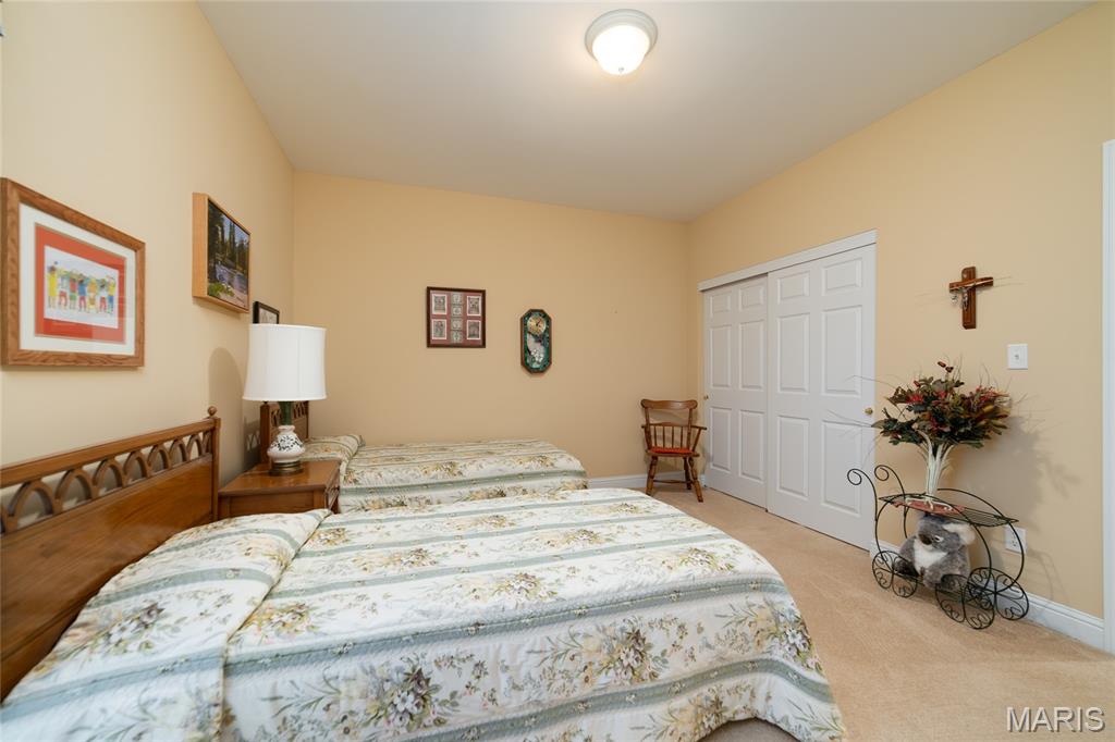 1156 Hollow Valley Court
