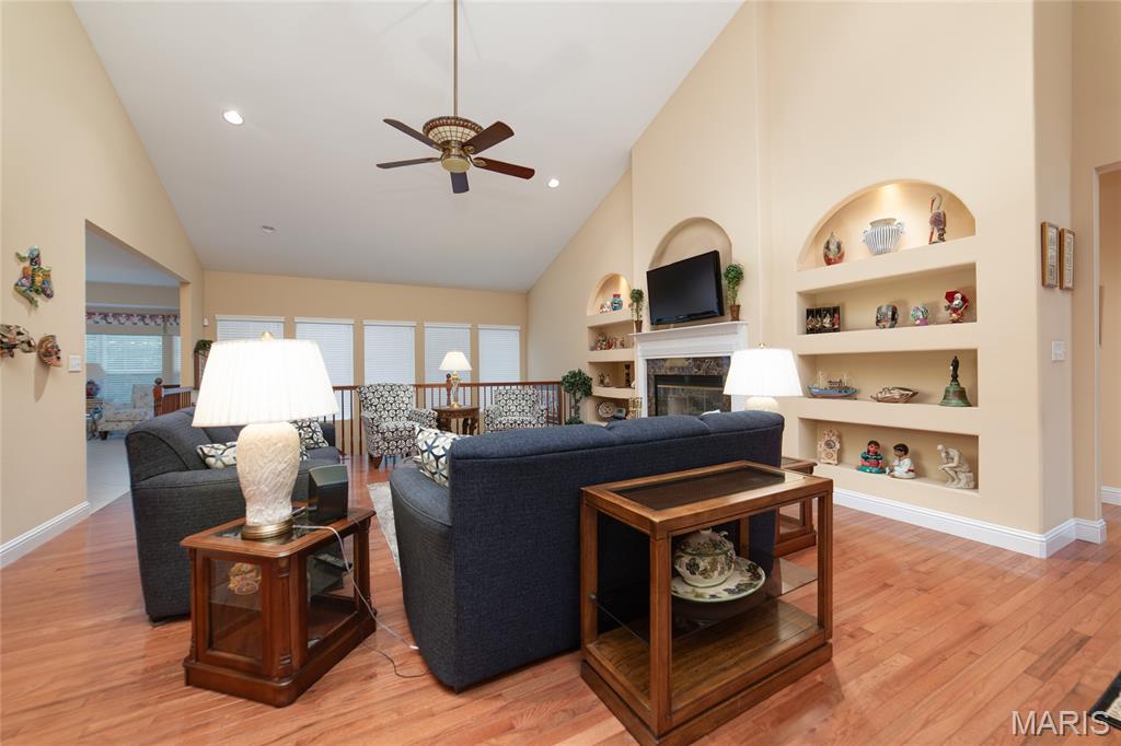 1156 Hollow Valley Court