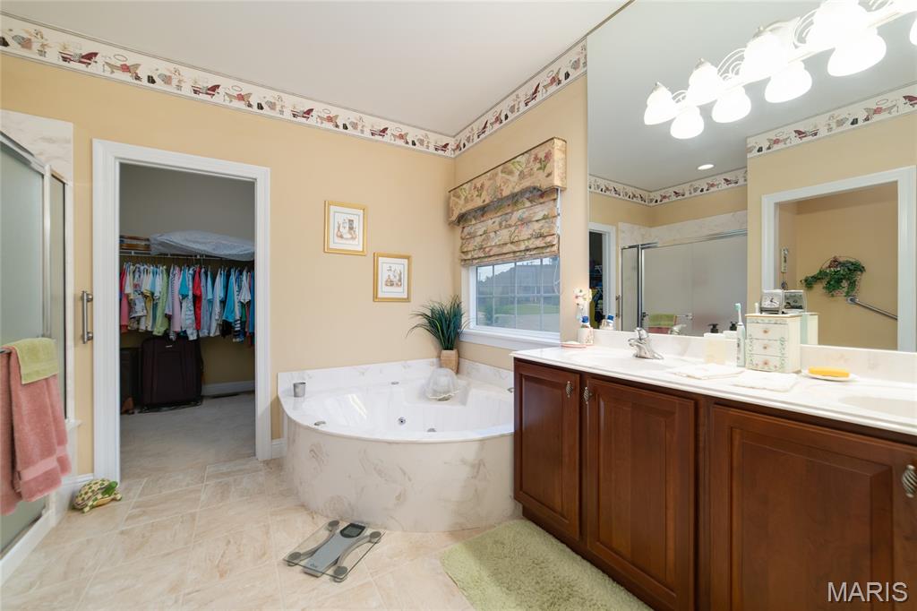 1156 Hollow Valley Court