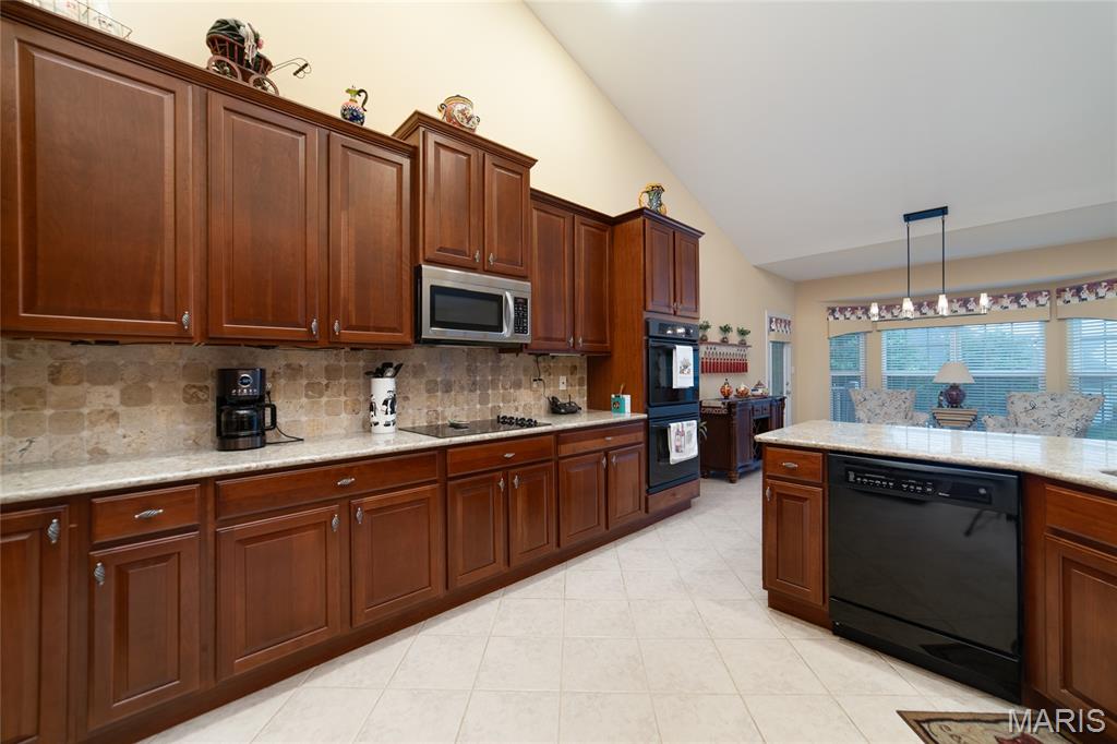 1156 Hollow Valley Court