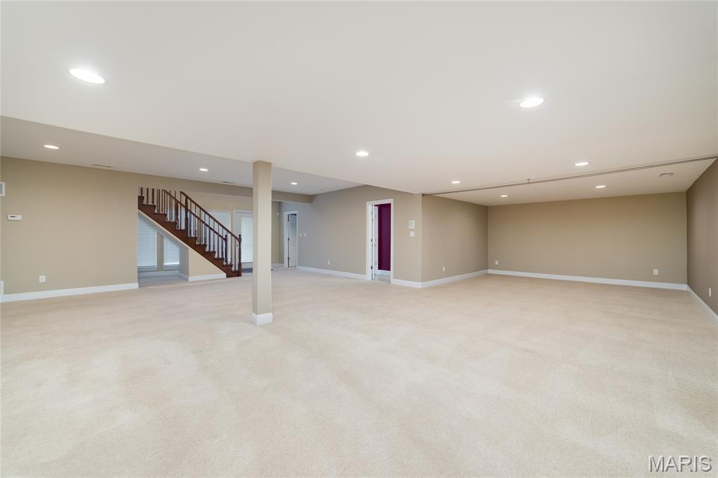 1156 Hollow Valley Court