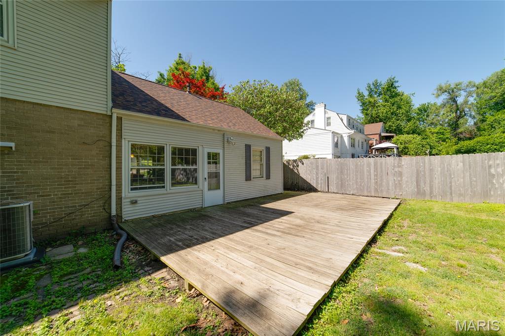 111 Royal Avenue