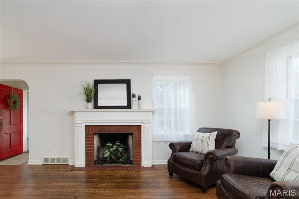 223 Robert Avenue