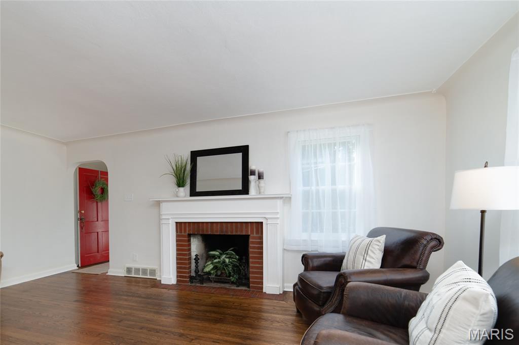 223 Robert Avenue