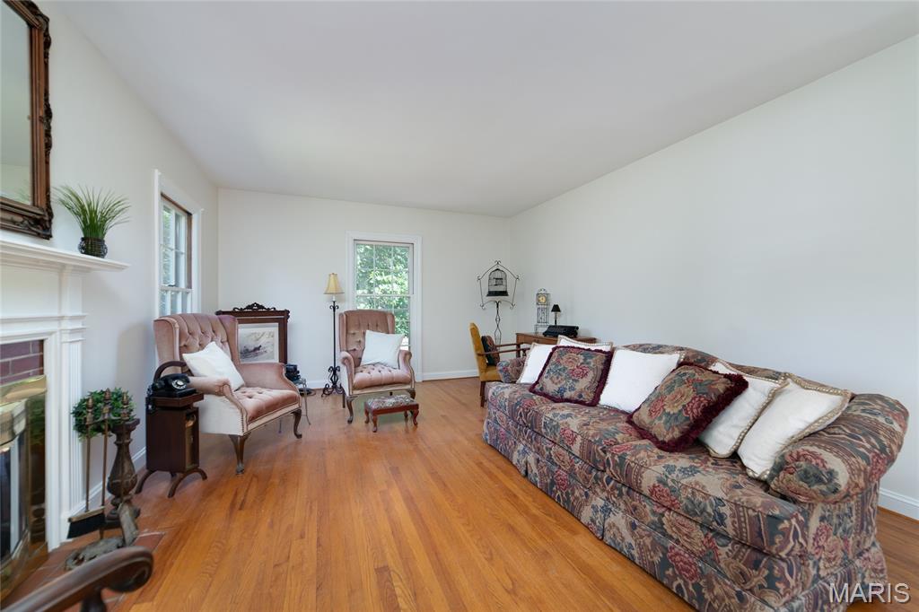 1 E Weldon Springs Heights Drive