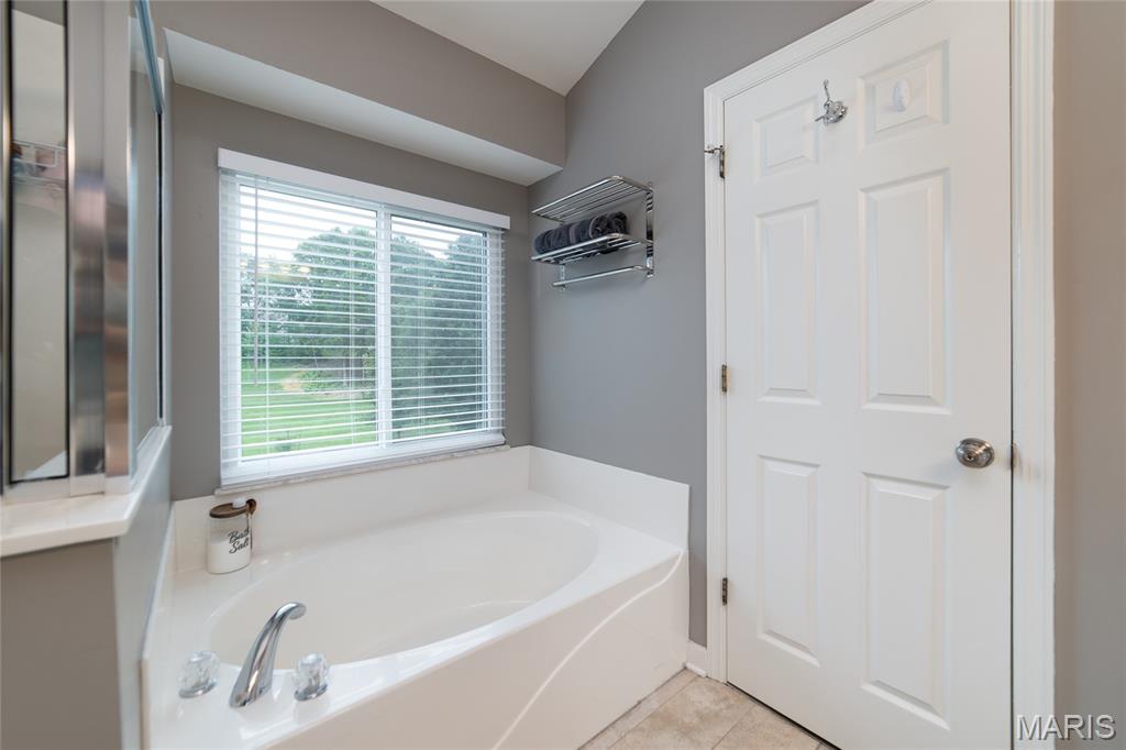 2543 Hickory Manor Drive