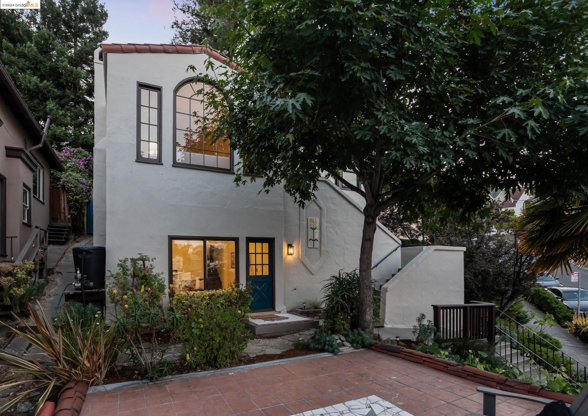 591 Valle Vista Ave