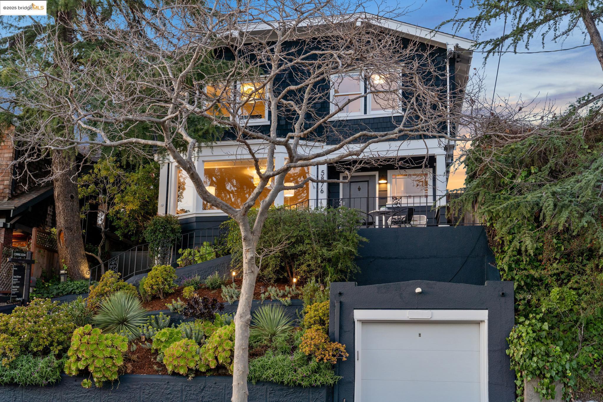 5876 Ocean View Dr