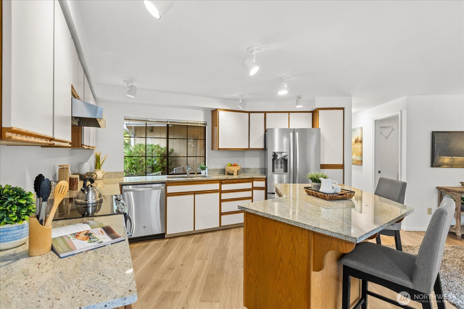16225 15th Drive SE