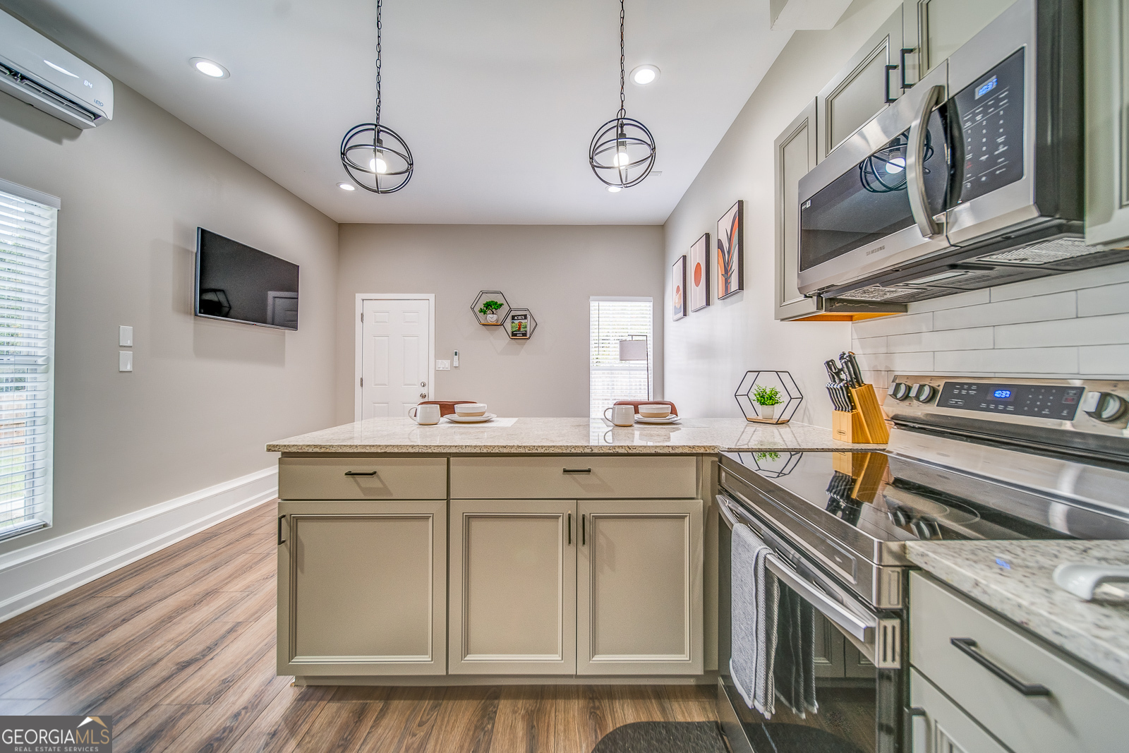 279 Scarborough Road