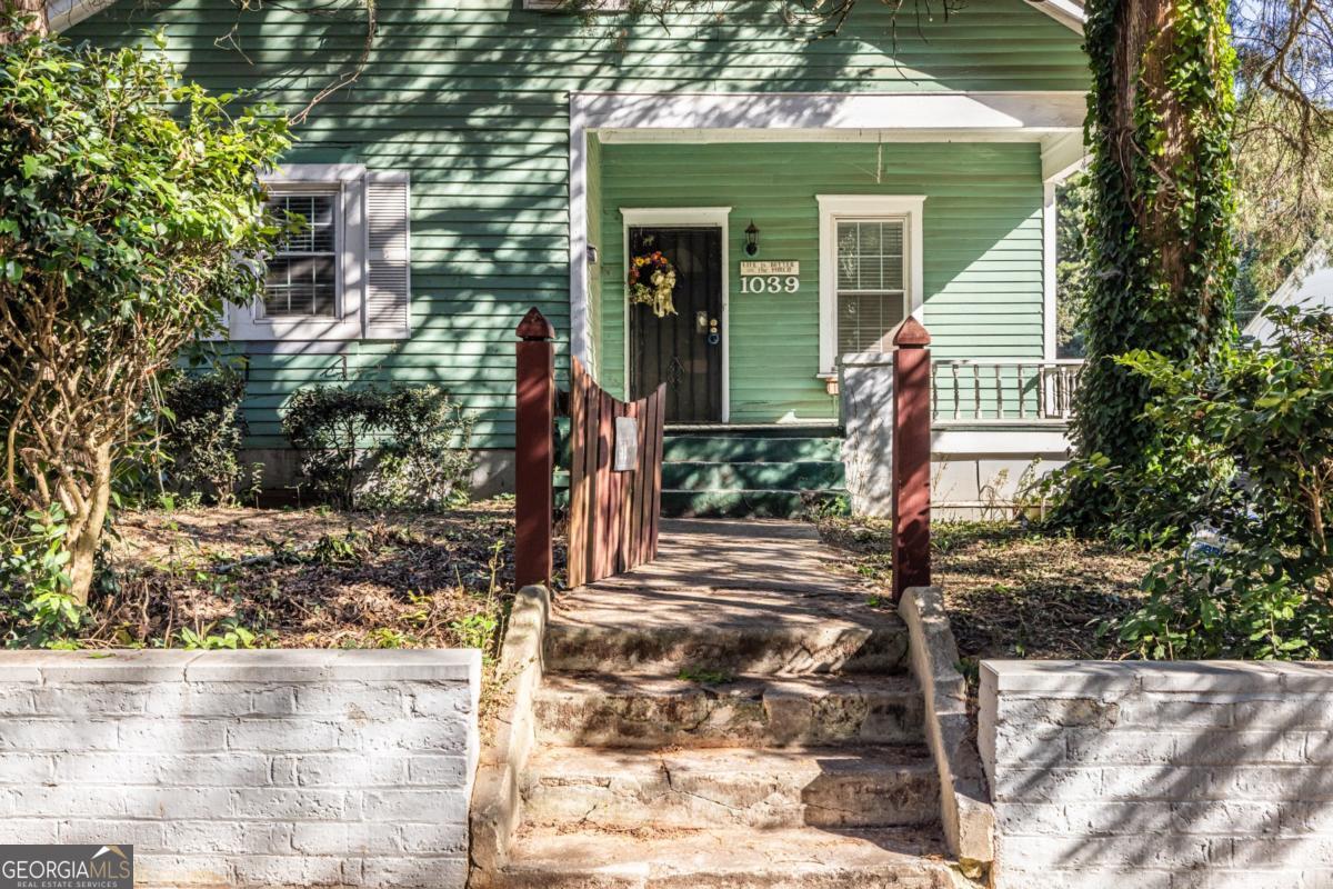 1039 Astor Avenue SW
