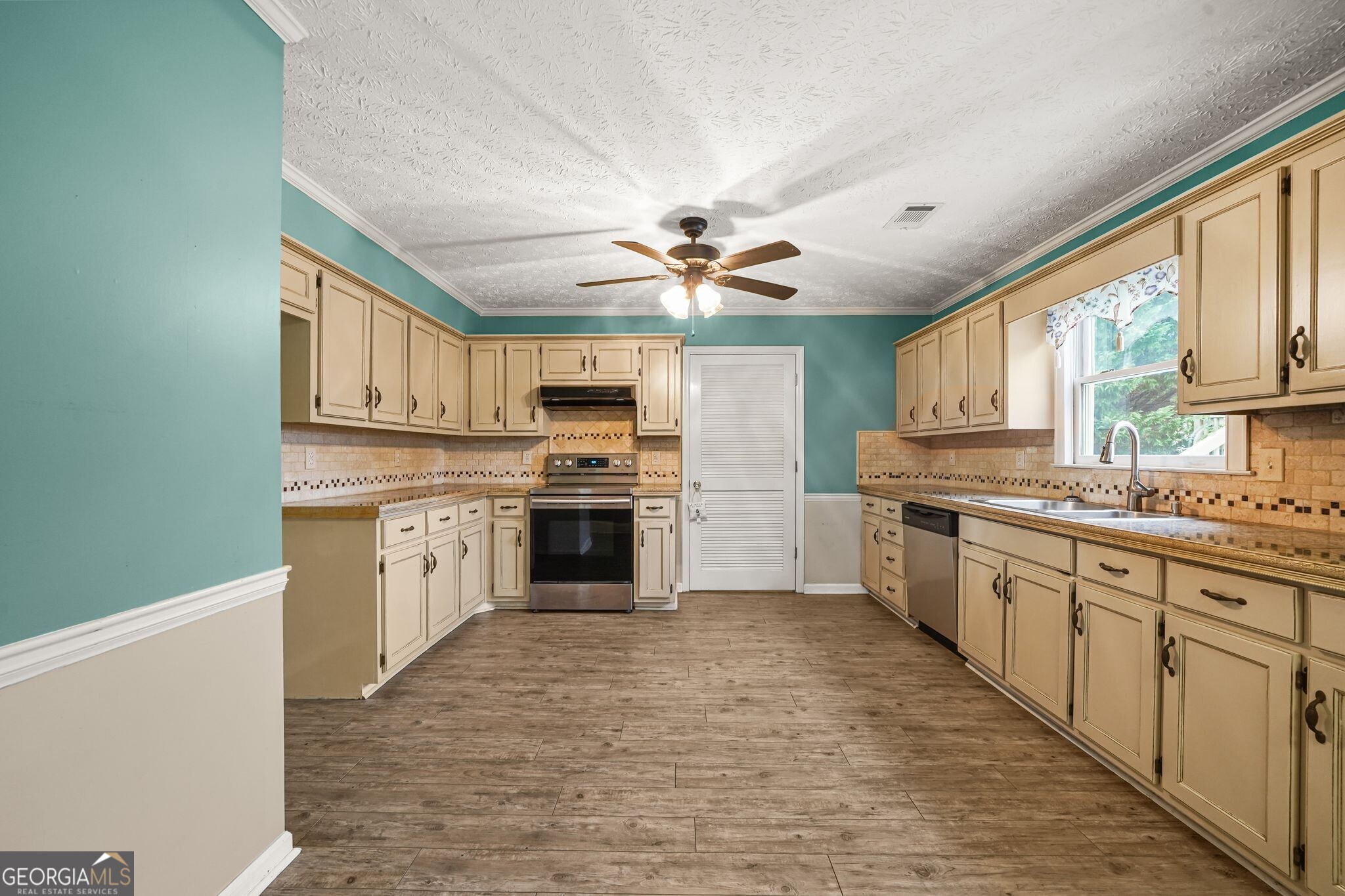 3685 Frankie Wade Lane