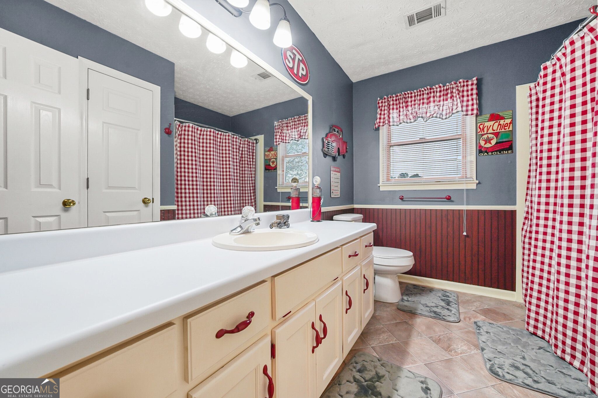 3685 Frankie Wade Lane