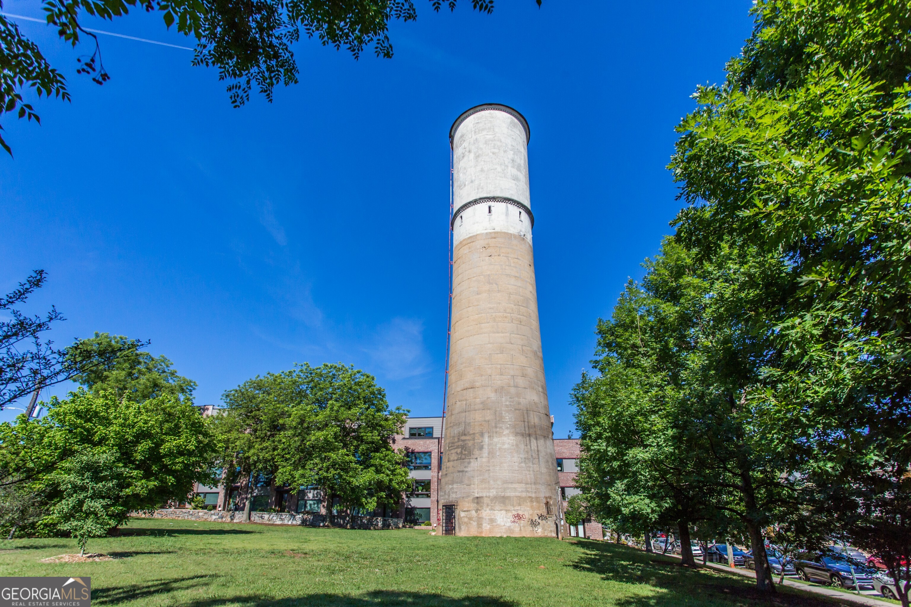 597 Auburn Avenue NE