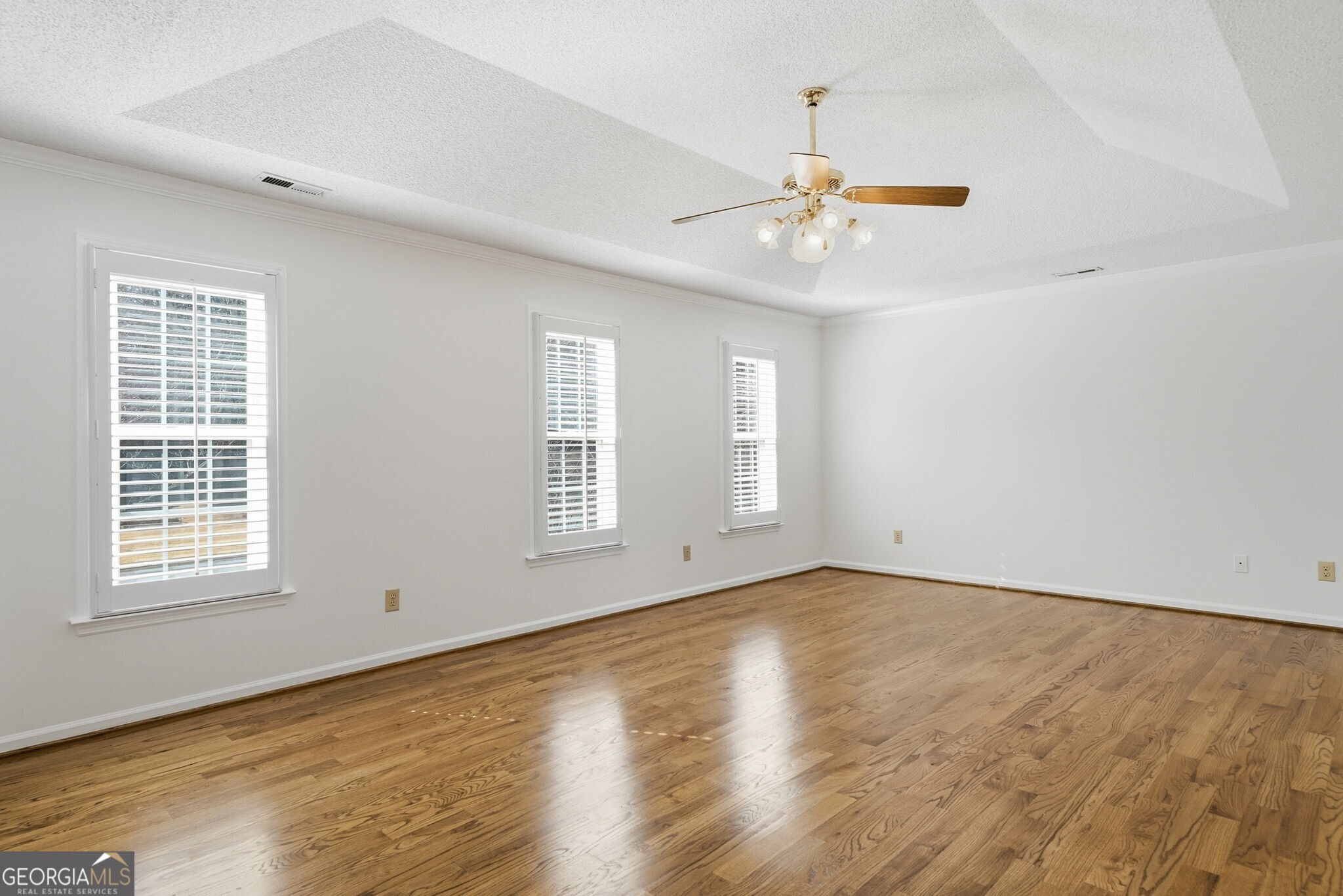 5037 India Lake Drive