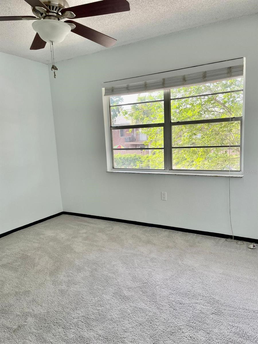 1159 CALLE DEL NORTE #D