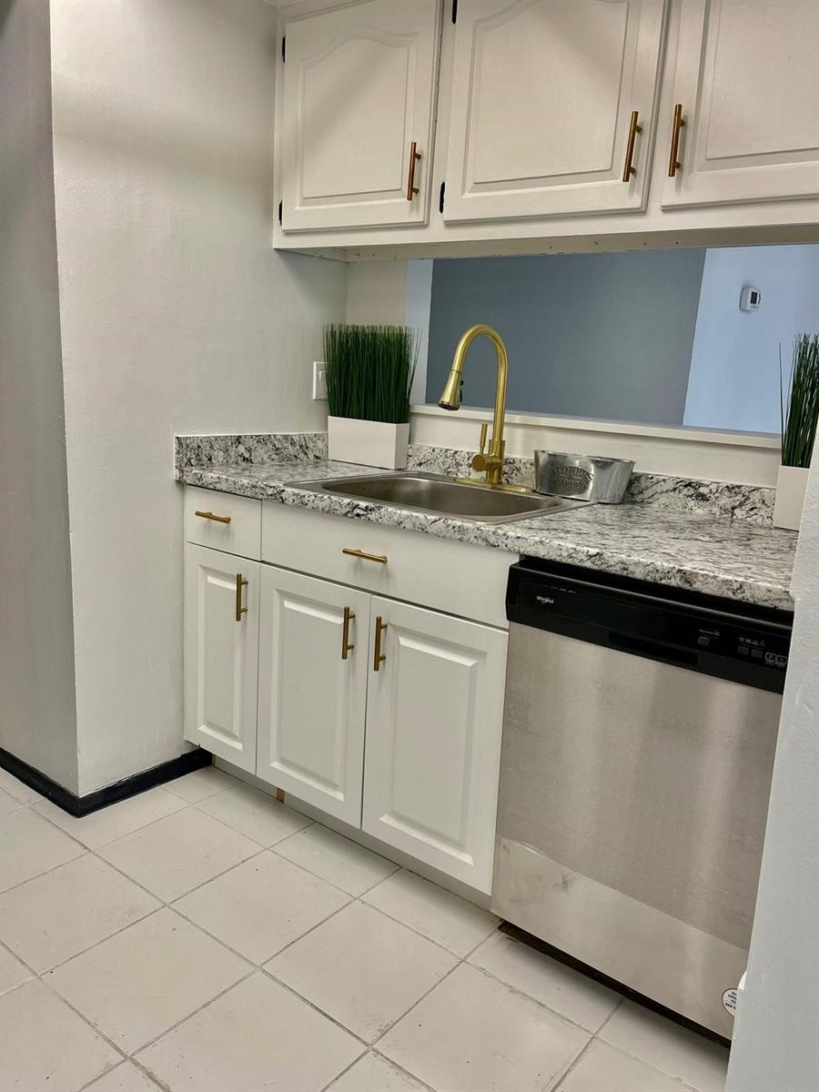 1159 CALLE DEL NORTE #D