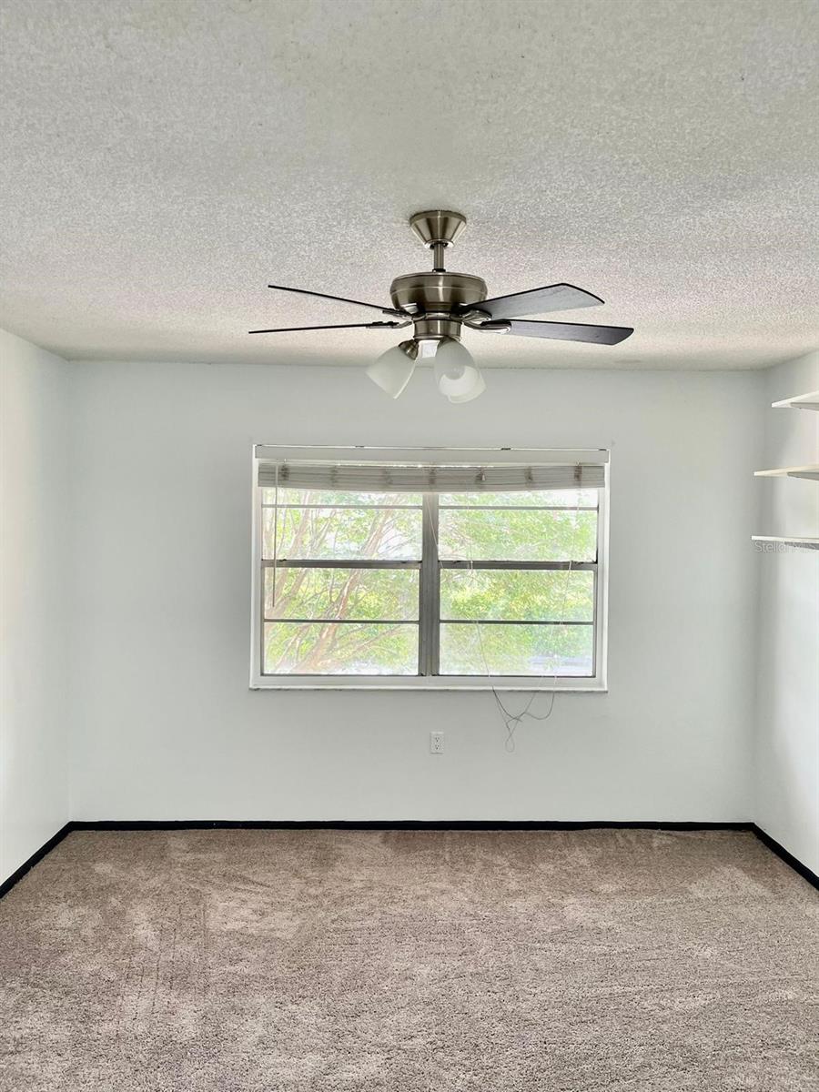 1159 CALLE DEL NORTE #D