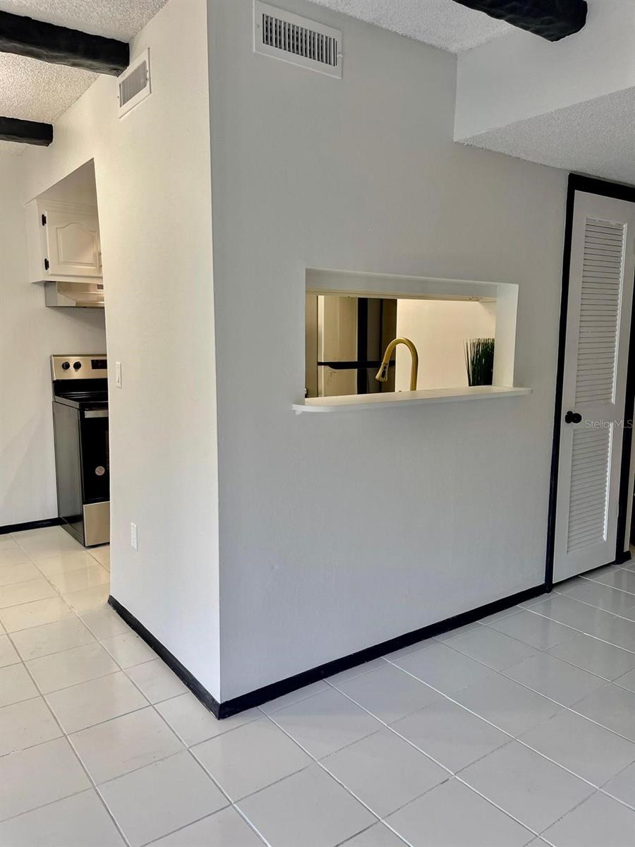 1159 CALLE DEL NORTE #D