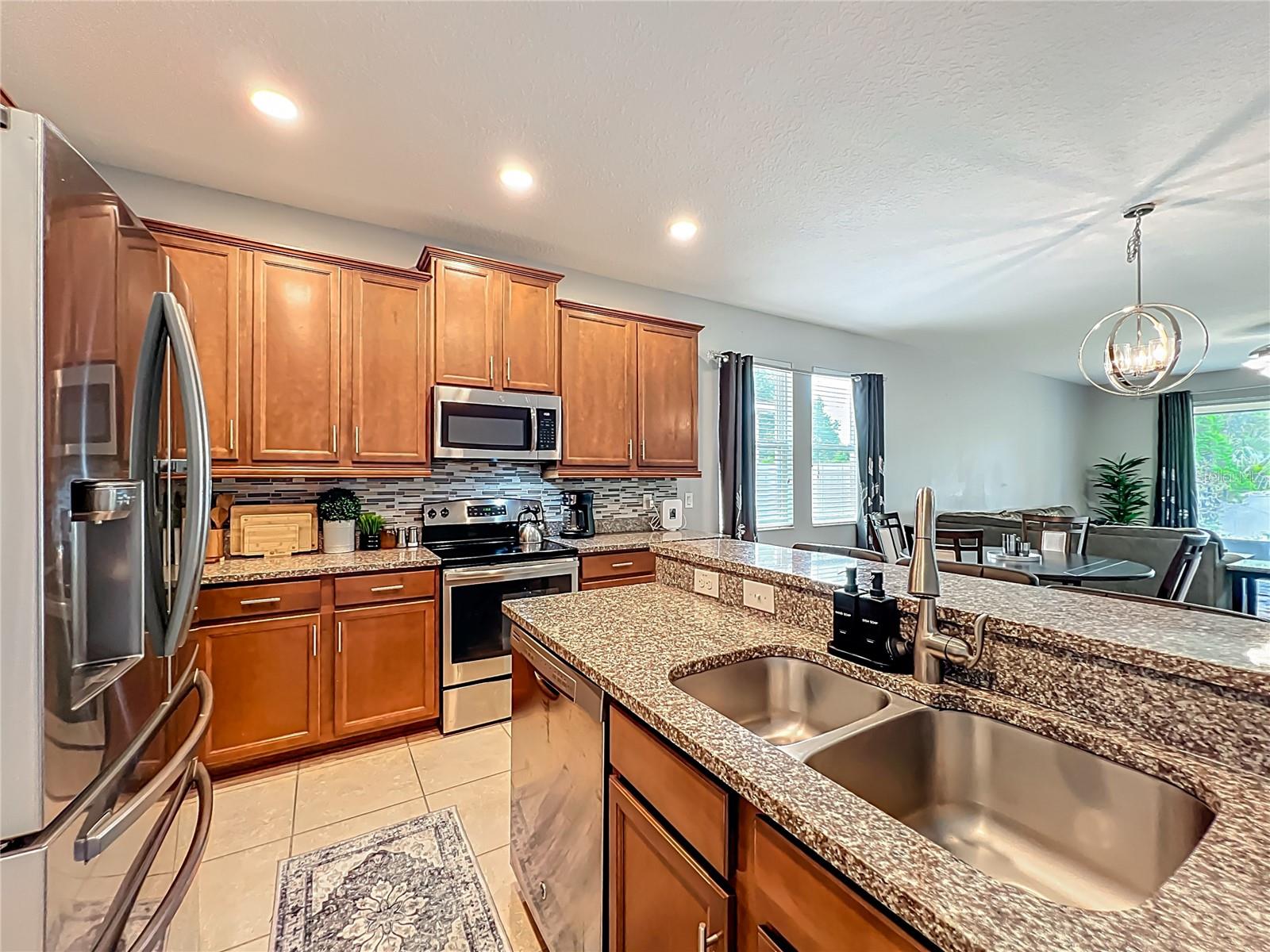 13842 PICKETT RESERVE CT