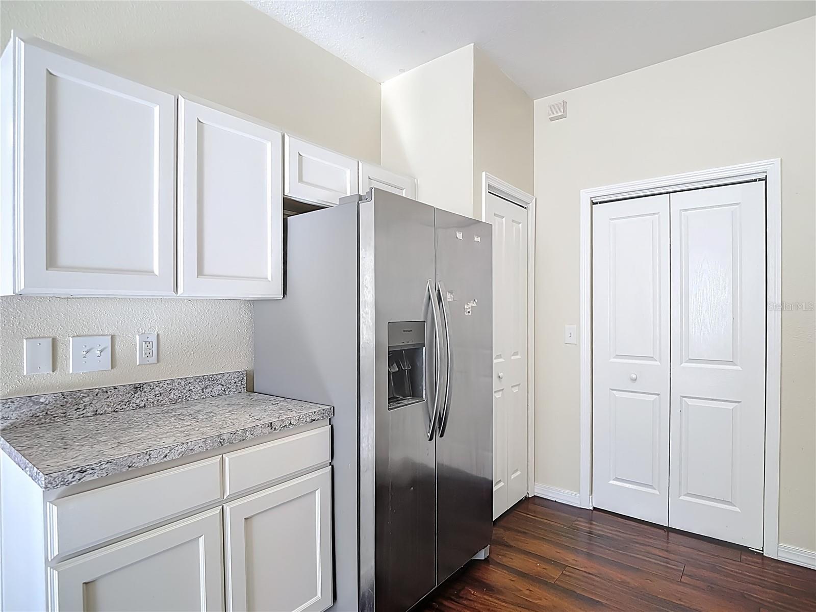 1931 SASSAFRAS DR