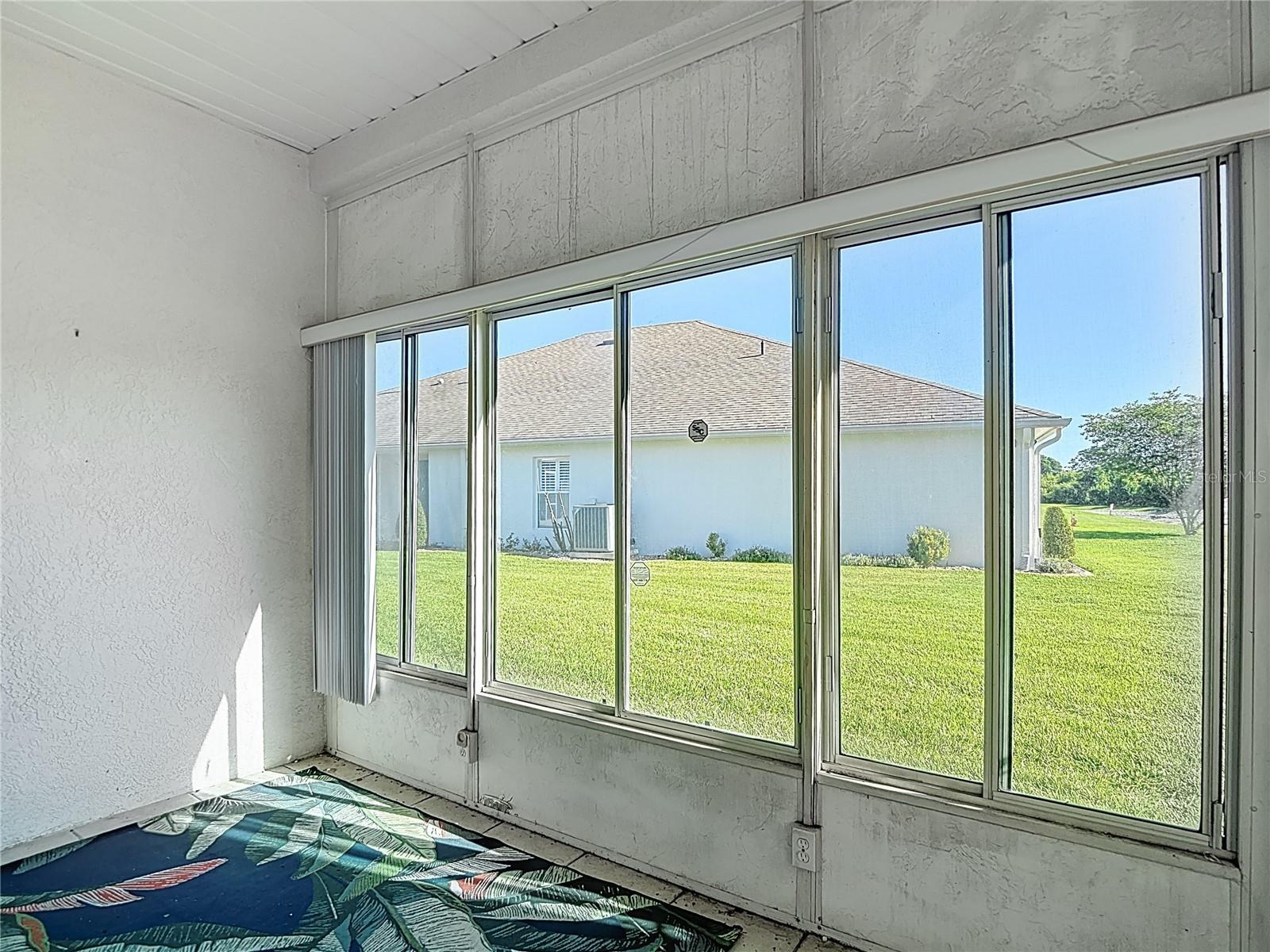 1931 SASSAFRAS DR