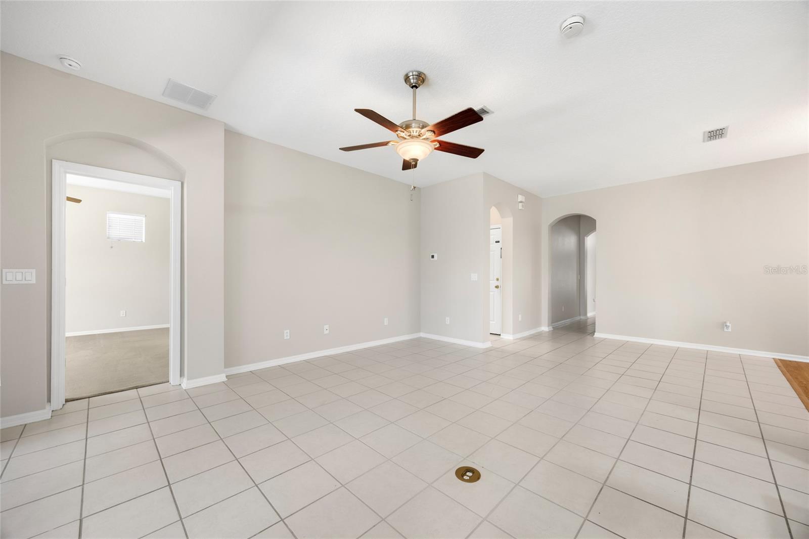 14022 GOLDEN RAIN TREE BLVD