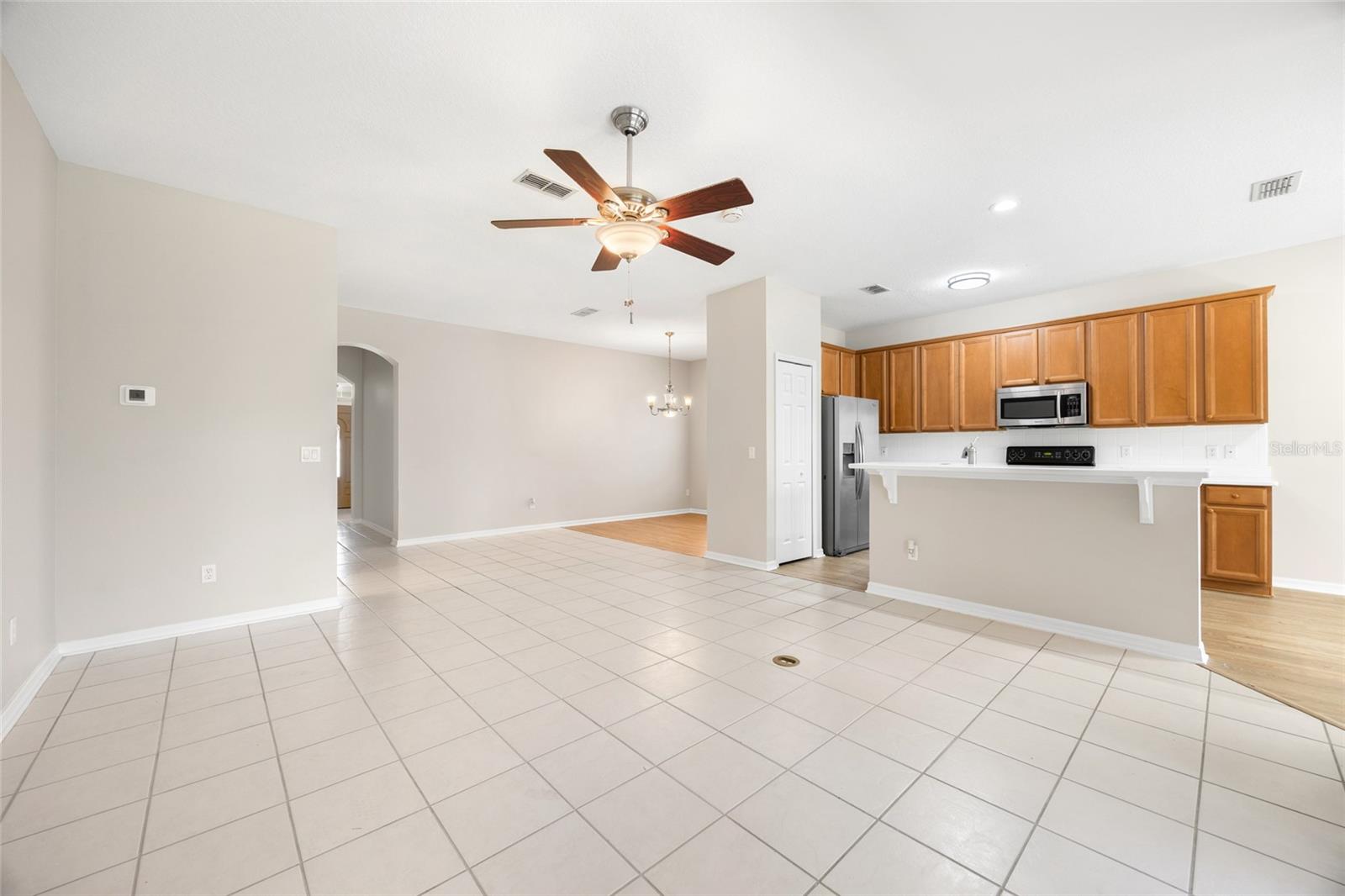 14022 GOLDEN RAIN TREE BLVD