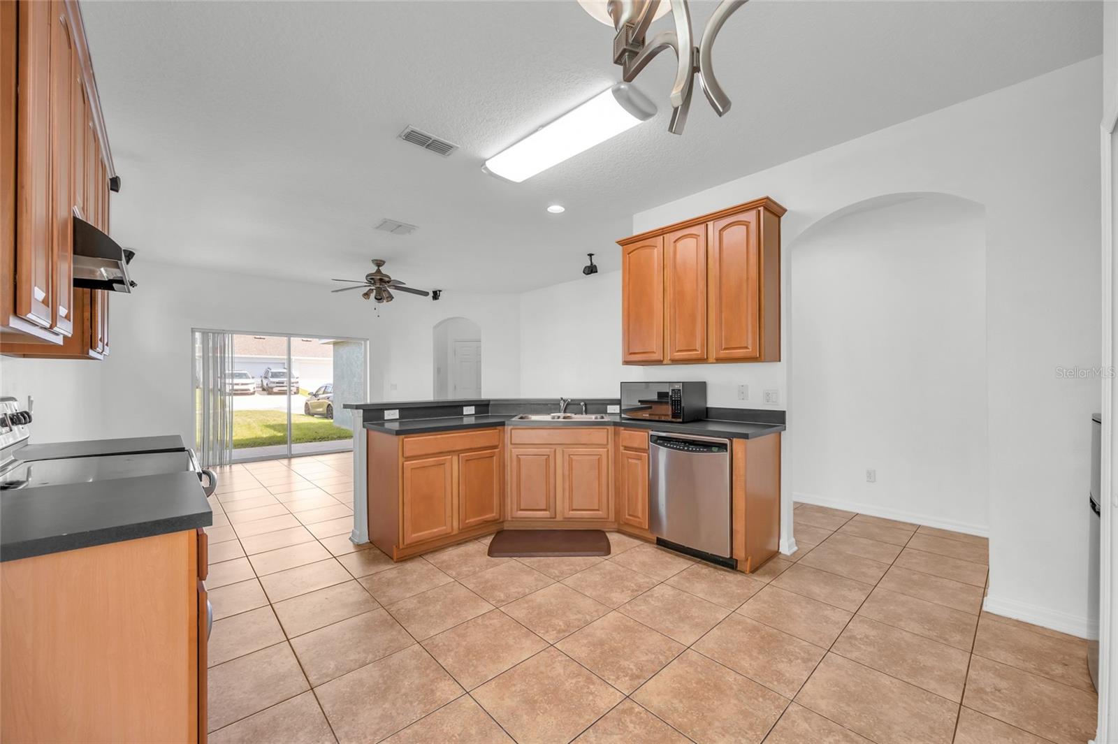 14643 TANJA KING BLVD