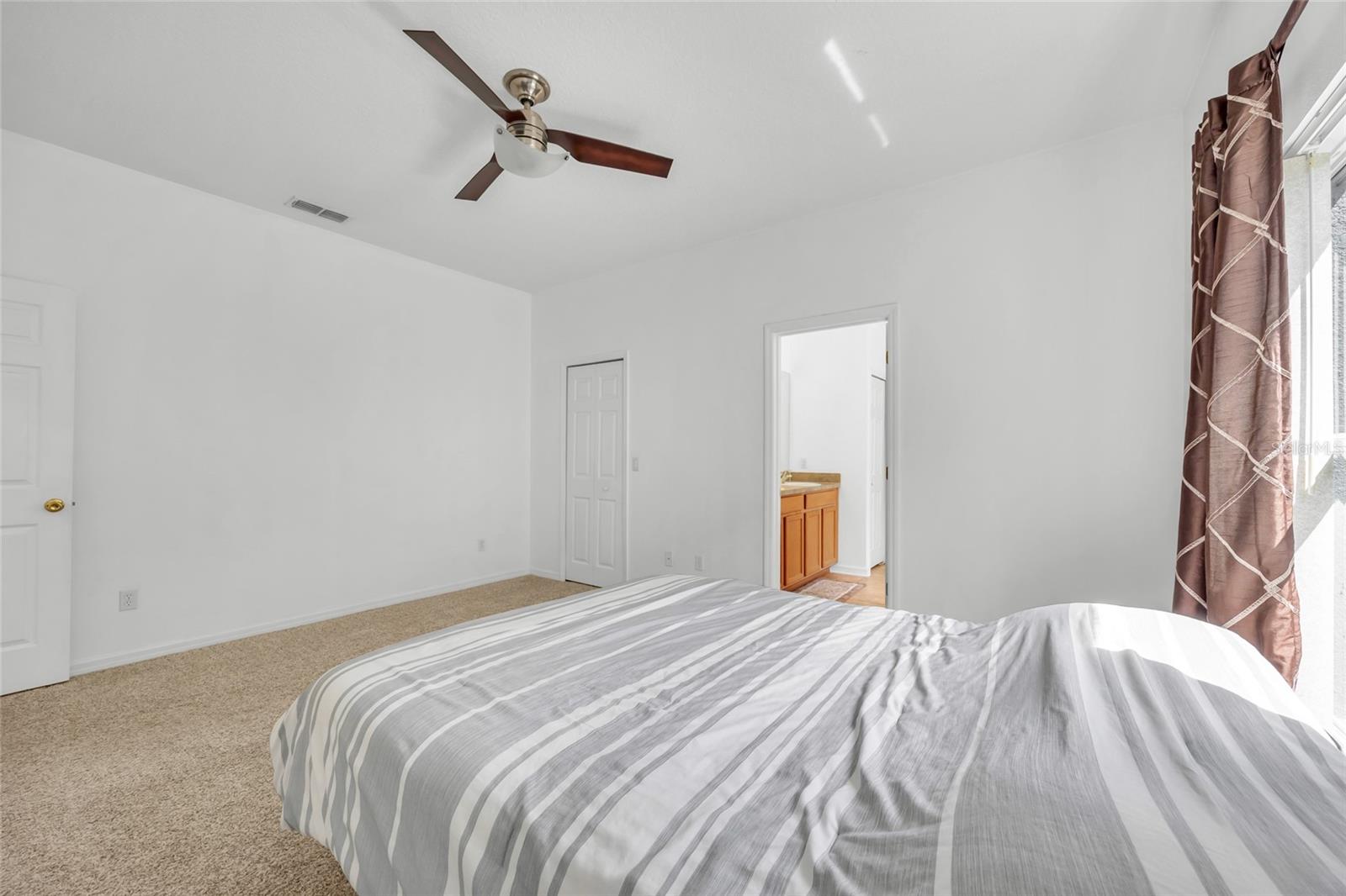 14643 TANJA KING BLVD
